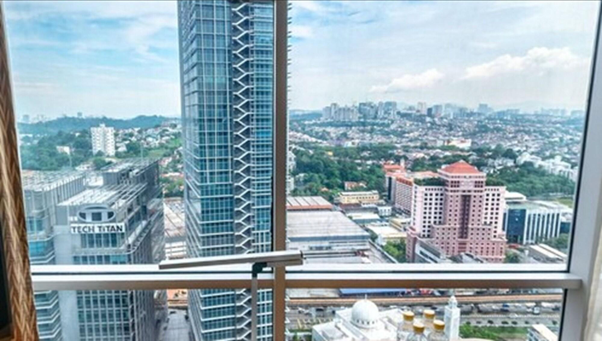 St Giles Gardens Hotel Kuala Lumpur Exterior photo View from the 36th floor of the tower