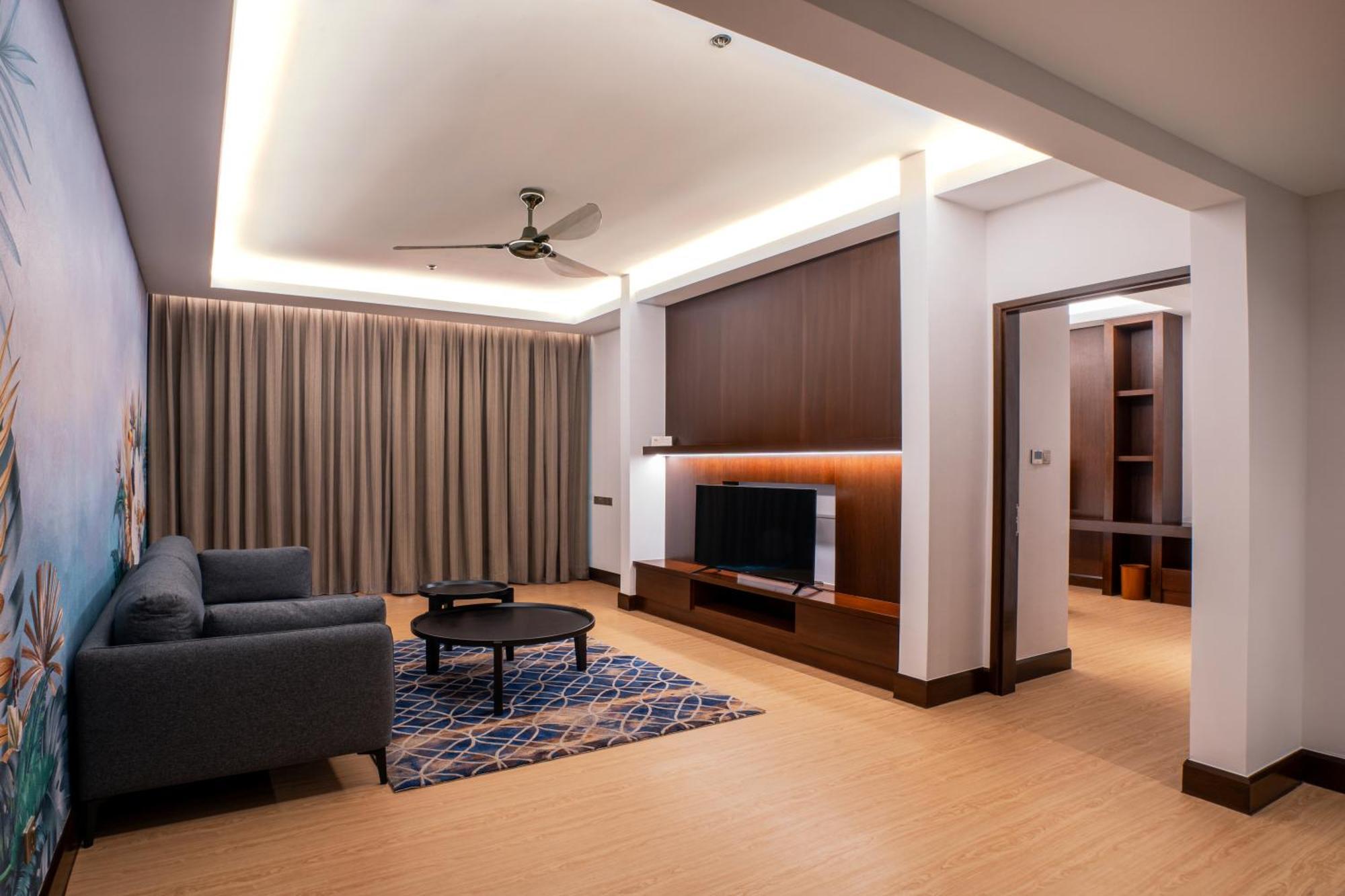 St Giles Gardens Hotel Kuala Lumpur Exterior photo A living room in a condominium